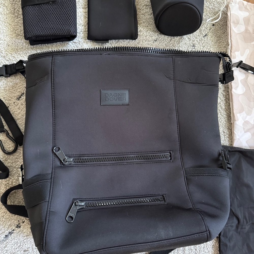 Dagne Dover Large Indi Neoprene Diaper Bag Black EUC